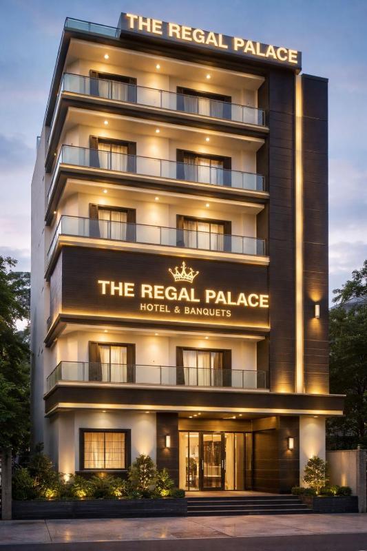 Regal Palace Hotel and Banquets - image 10