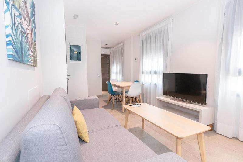 URBANSEA Holiday Homes - image 24