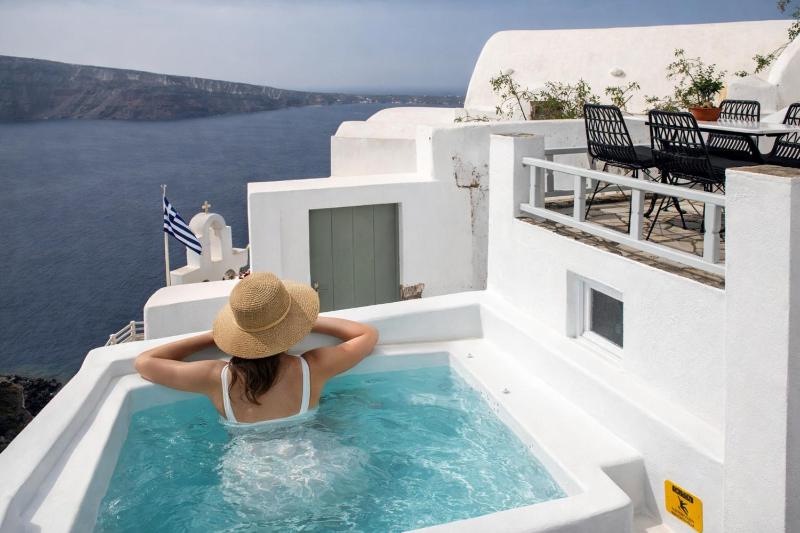 Ambi Villas Santorini - image 33