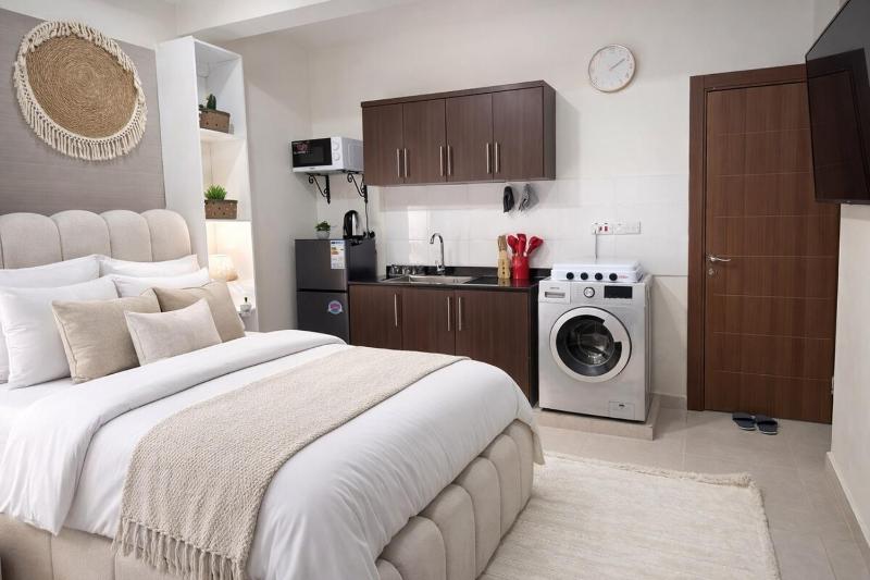 Brand New Studio Apartment Near Beach - image 10
