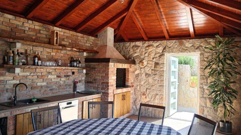Apartman Twins 2 by Villas Guide - image 19