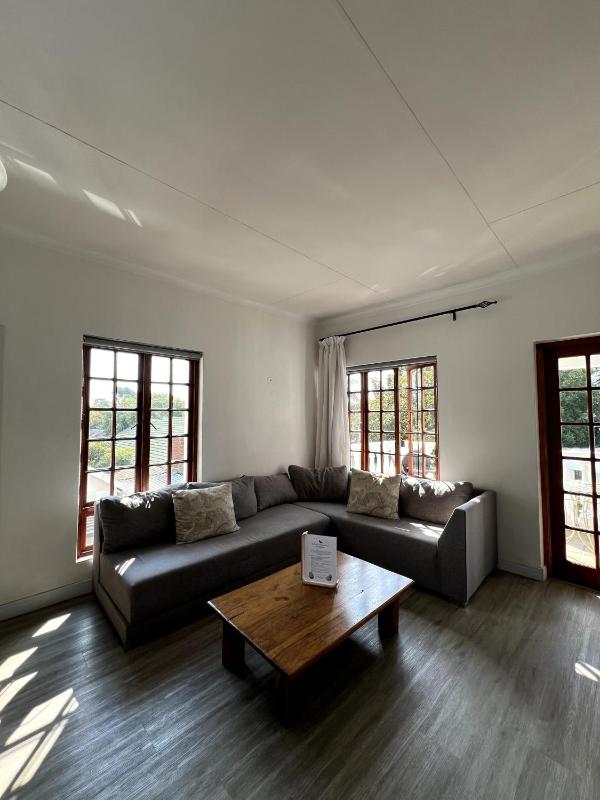 Kelkiewyn Waterkloof Guesthouse - image 12