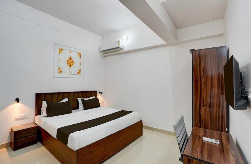 Hotel Vijai Square - image 14