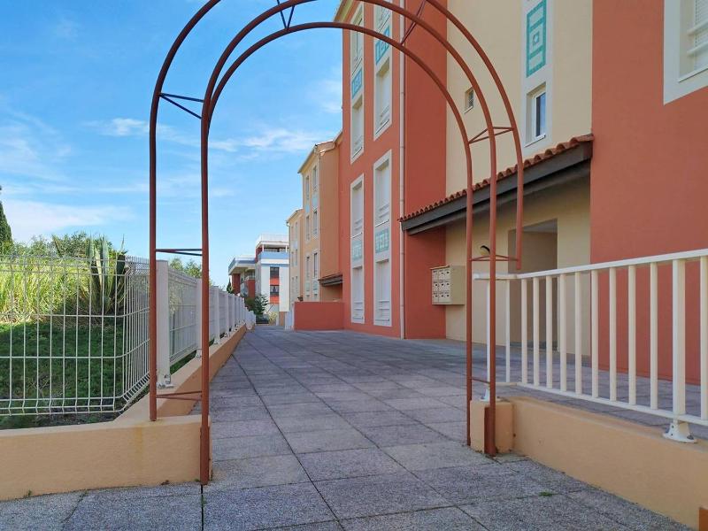 T3 68m² 4* climatisé avec loggia proche mer et commerces – Bormes-les-Mimosas - FR-1-610-14 - image 19