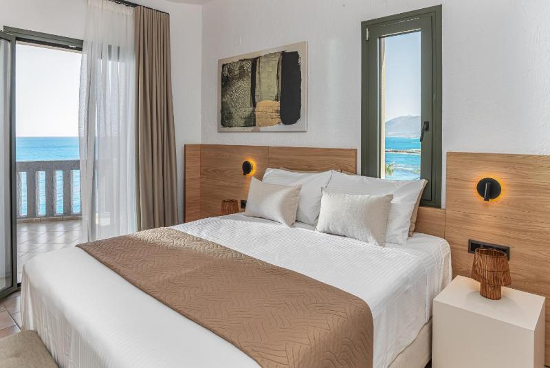Arlen Beach Hotel - image 36