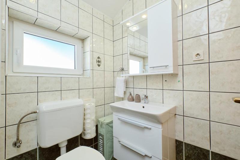 Apartment Jasmina - image 18