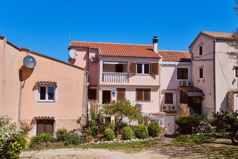 Apartment Jasmina - image 9
