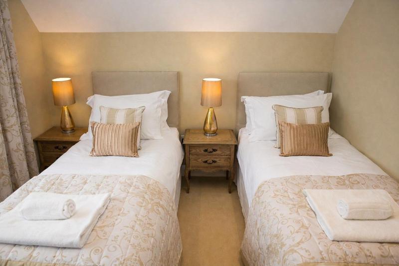 River Cottage Keswick luxurious cottage with garden overlooking the River Greta - image 5