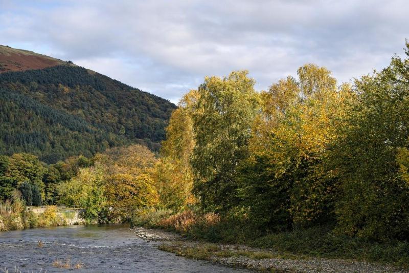 River Cottage Keswick luxurious cottage with garden overlooking the River Greta - image 4