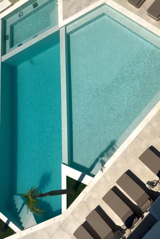 Coral Boutique Hotel - image 3