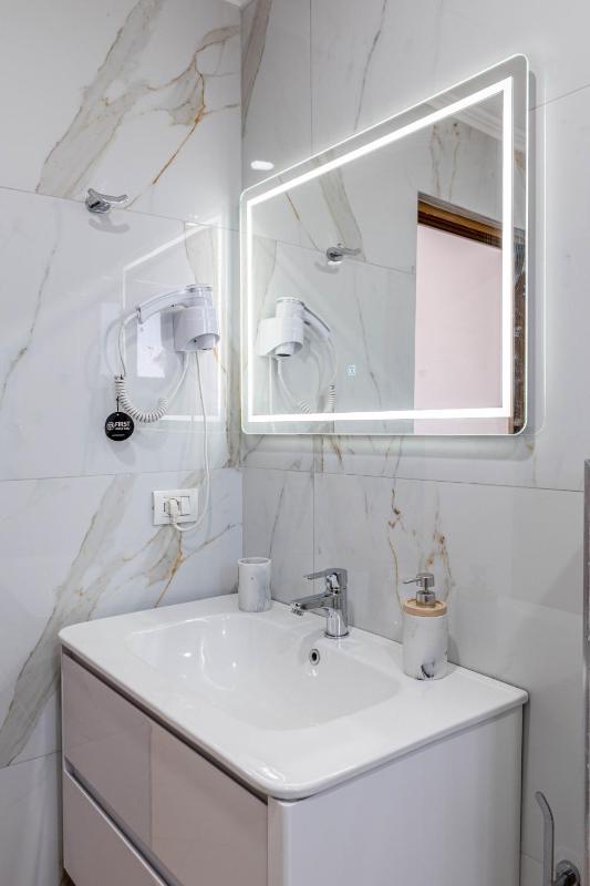 Ergys Apartments - image 11