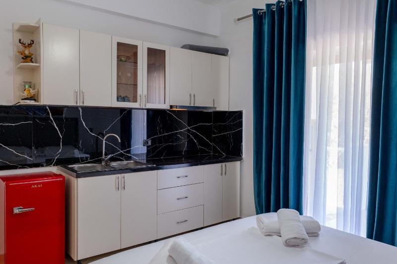 Ergys Apartments - image 3