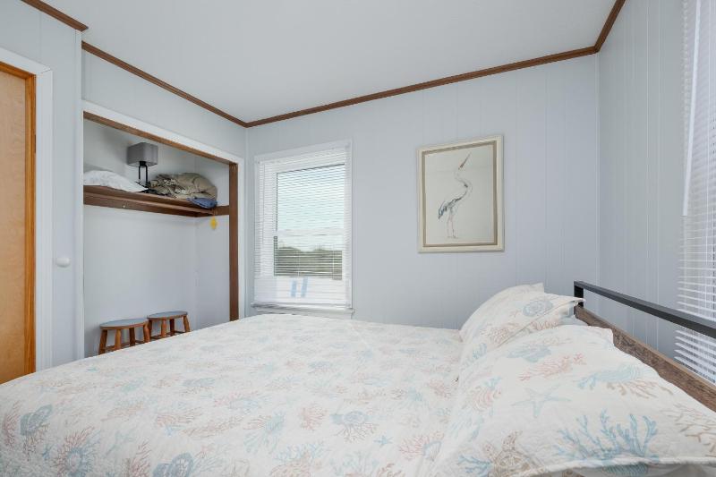 5852 - Lega Sea - image 23