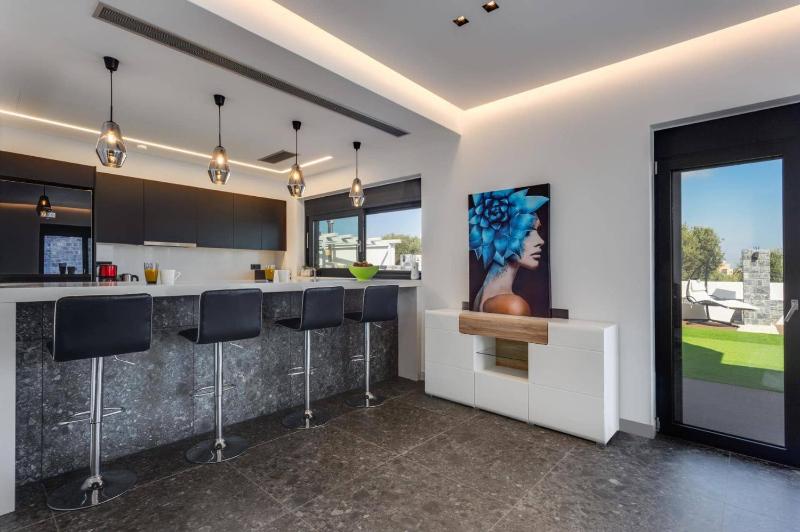 Villa Tropicana by Villa Plus - image 25