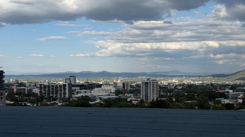 San Benito 700 Ubicación Vistas y Confort en San Salvador - image 9