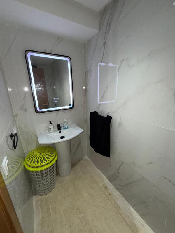 Stylish & Cozy Duplex - Near everything! - image 10