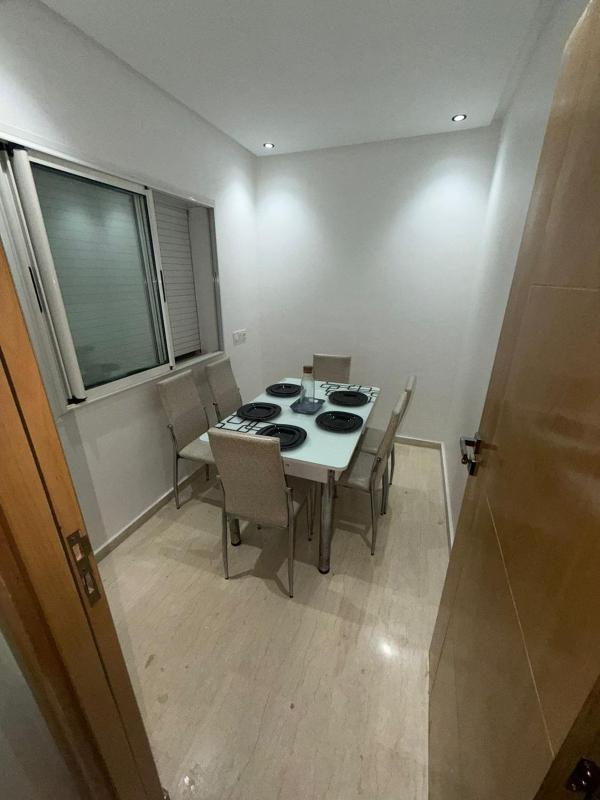 Stylish & Cozy Duplex - Near everything! - image 2