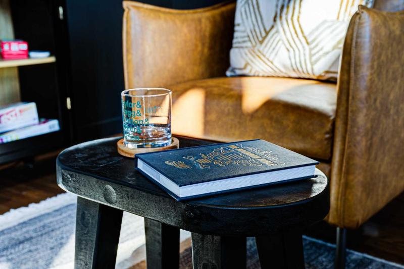 Chic Modern Condo in the Vibrant NuLu District - image 31