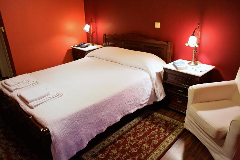 Superior Double Room with Sea View image 4
