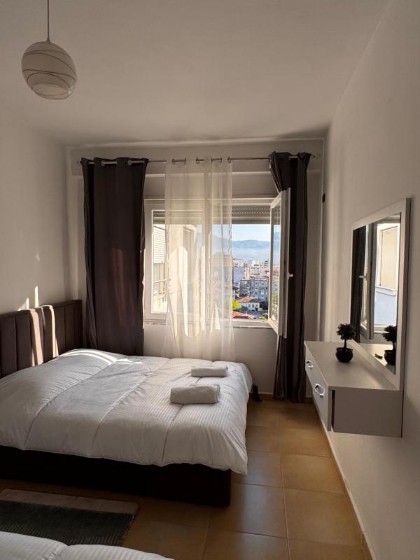 Apartment in the center - image 3