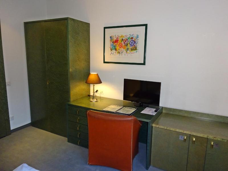 Cosy Single Room image 3