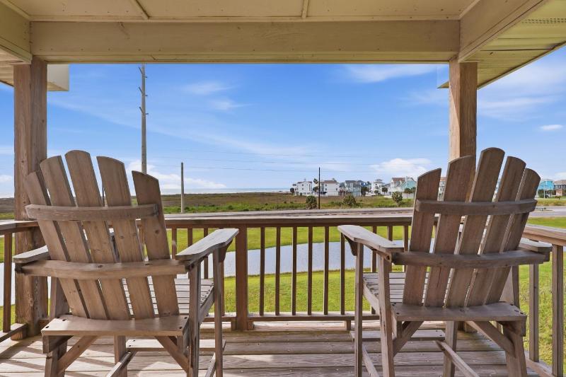 Serene Coastal Escape with Gulf Views home - image 36
