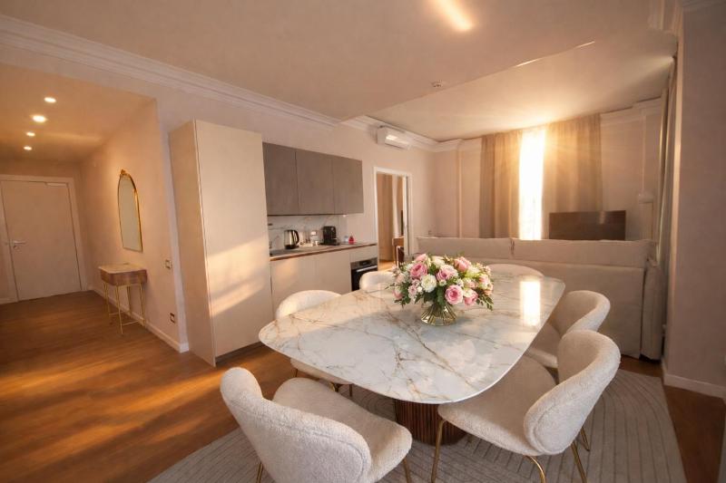 Royal Suite Apartment - image 30