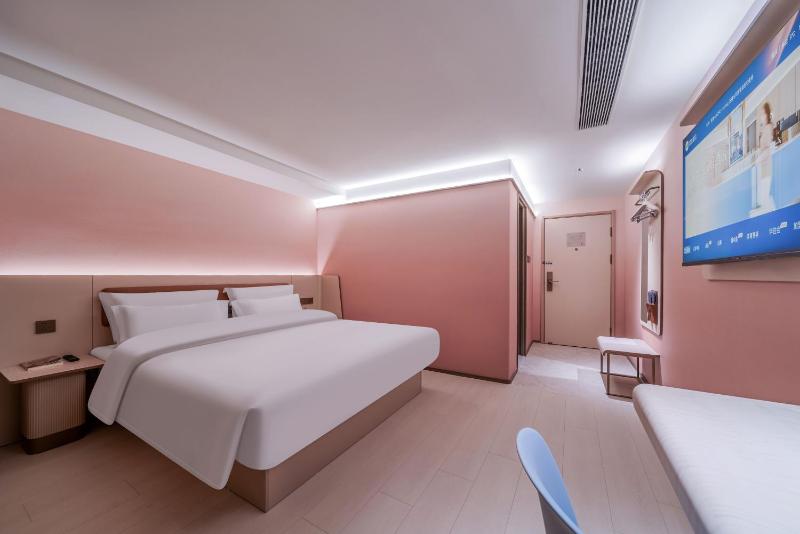 Hanting Hotel Chongqing Jiefangbei Raffles City - image 5