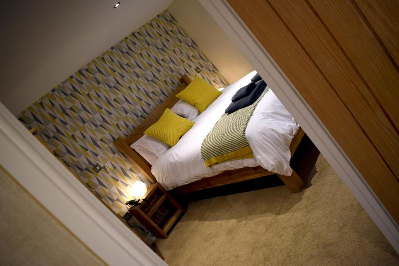 Standard Double Room image 2