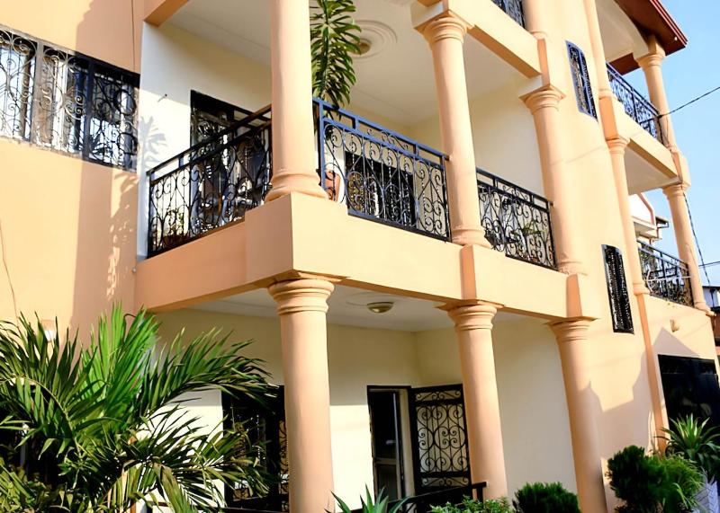 Suite Nzinga Luxe - Terrasse privée Wi-Fi & Clim - image 9