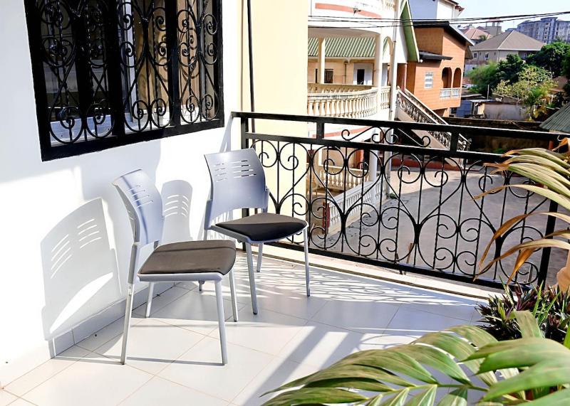 Suite Nzinga Luxe - Terrasse privée Wi-Fi & Clim - image 4