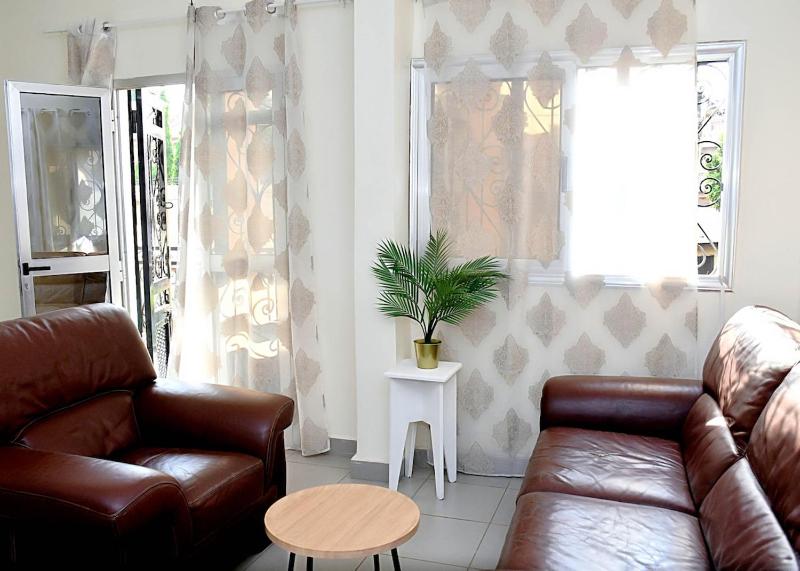 Suite Nzinga Luxe - Terrasse privée Wi-Fi & Clim - image 10