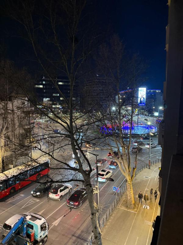 Luxury Central Belgrade Apartment Ultrafast WiFi Self Check-in - image 2