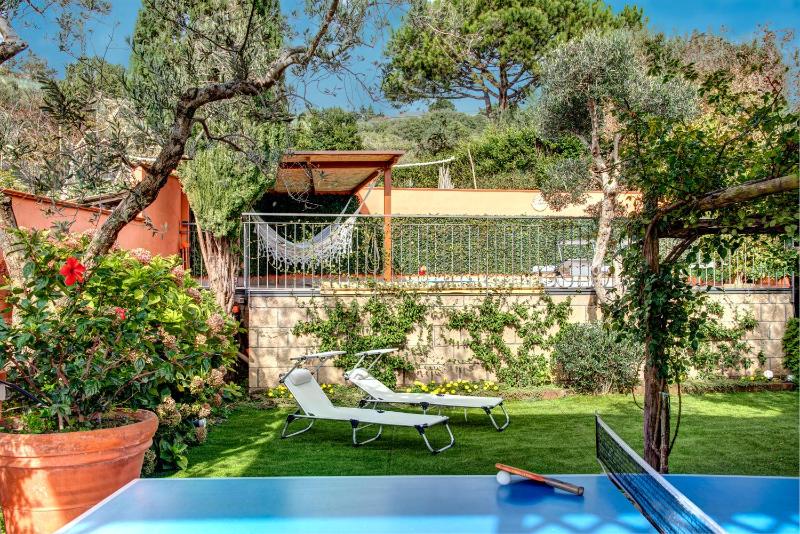 GOCCE VILLAS - Villa de Flores Country Style Villa With Pool - image 15