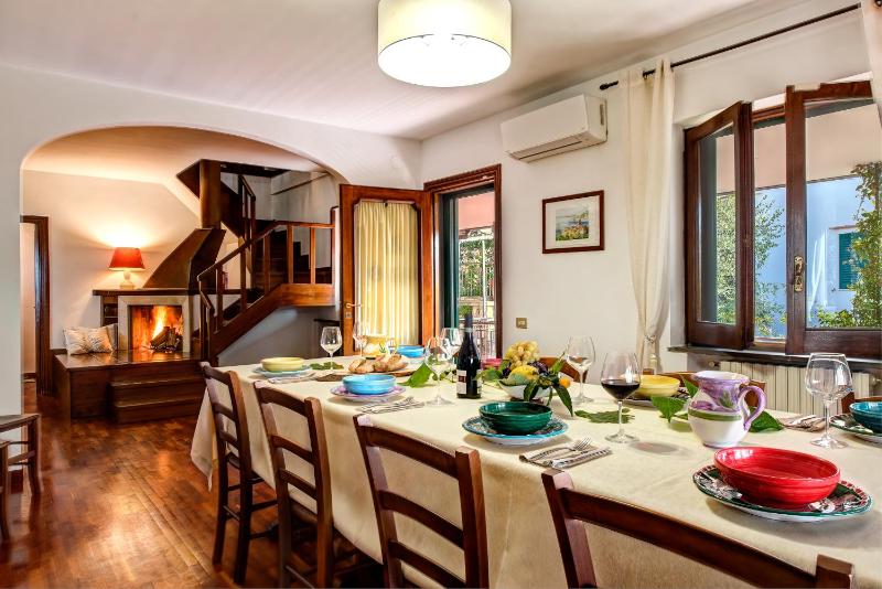 GOCCE VILLAS - Villa de Flores Country Style Villa With Pool - image 11