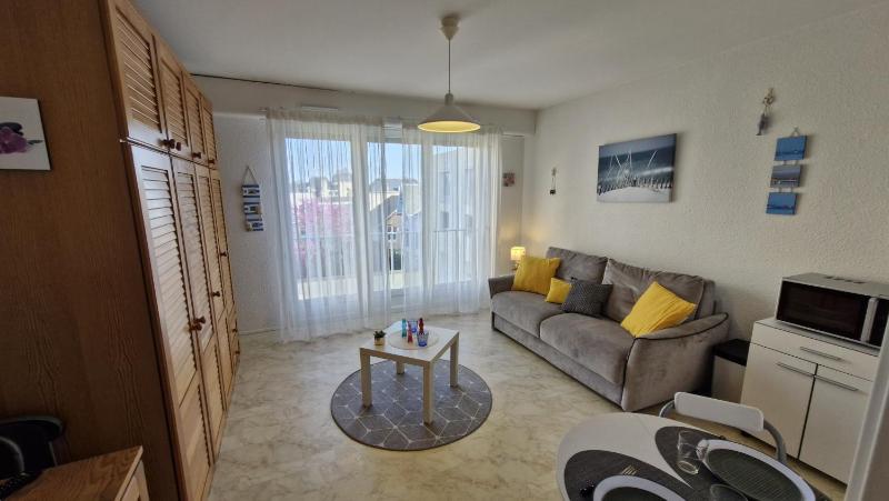 Royan - STUDIO LUMINEUX au calme - 30m de la PLAGE - Quartier du PARC - image 12