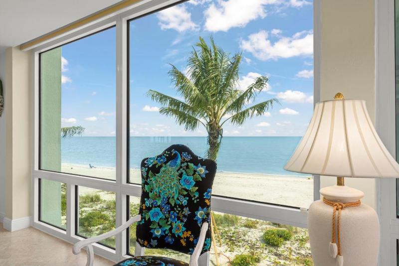 Island Beach Club #360D - image 1