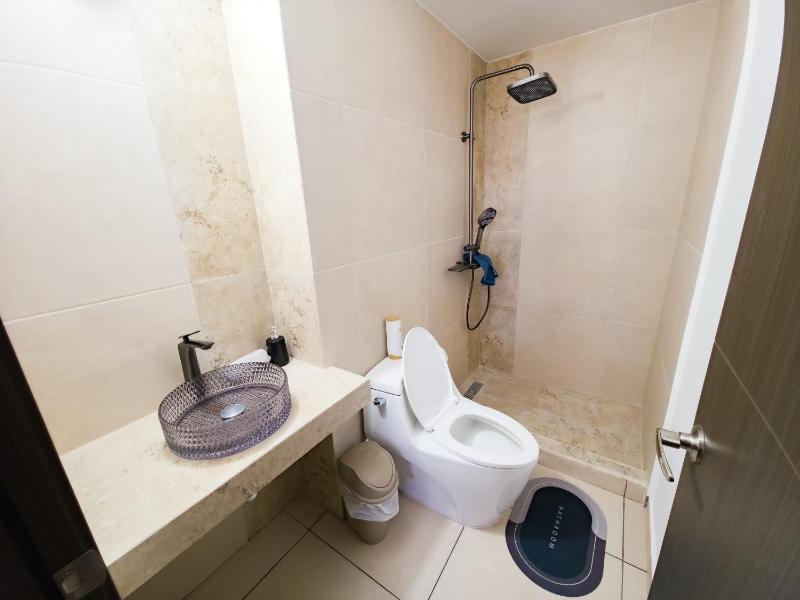 Boston Apartment - image 12