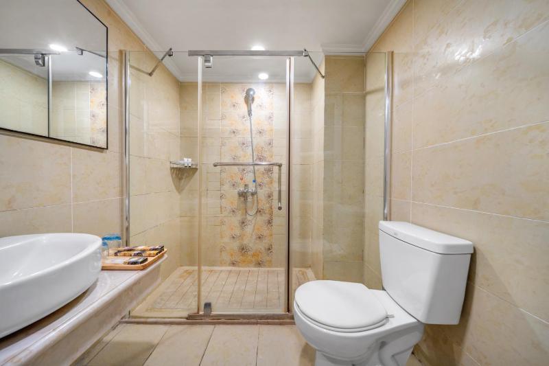 Kaboting Hotel Chongqing Prime Location Near Jiefangbei & Hongya Cave 1 Minute Walk to Metro Ideal for International GuestsFree Self-Service Laundry Free High-Speed WiFiFree Chinese Tea Free Travel Advice - image 7