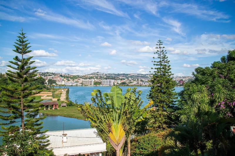 Appartement de Standing vue sur lac - image 9