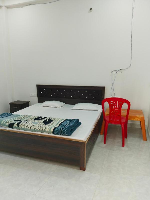 S K Home Stay - image 8