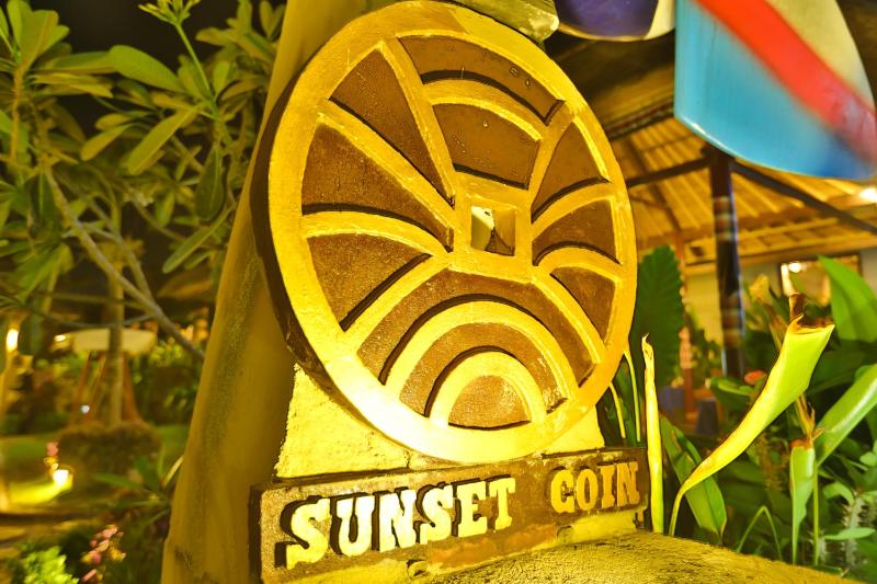 Sunset Coin Lembongan - image 22