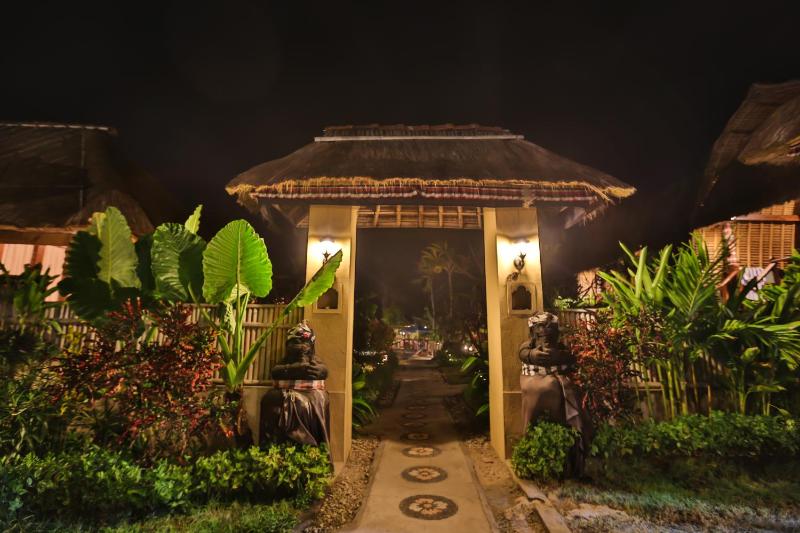 Sunset Coin Lembongan - image 40