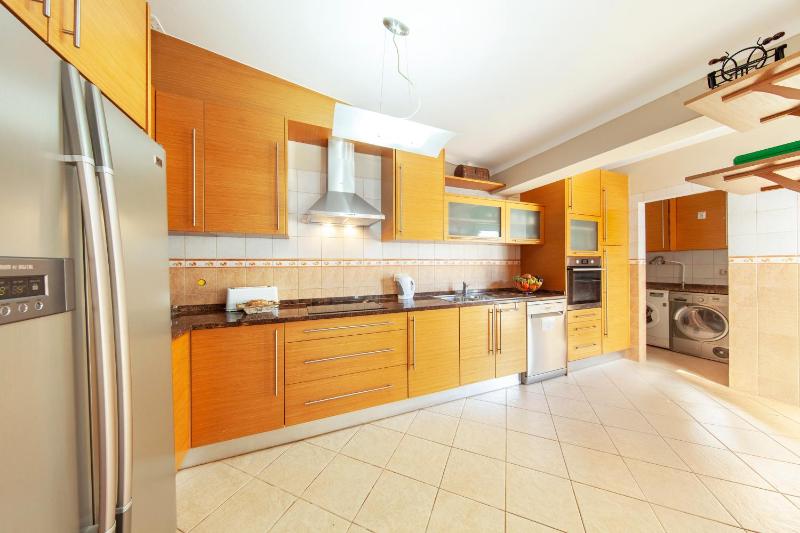 Villa Solara - com piscina aquecível e BBQ em Carvoeiro - image 31