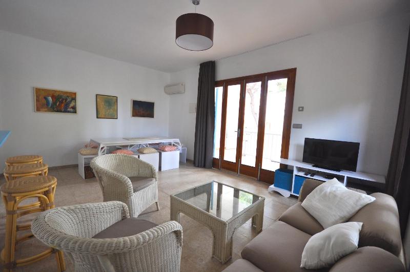 Houm Villa Plaza Arosa - image 4