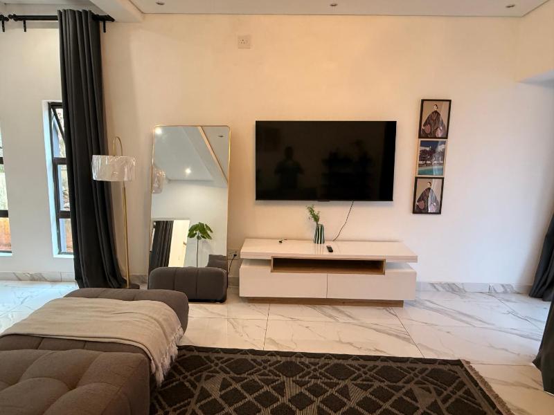 Margret & Mildred Executive Apartments - image 14