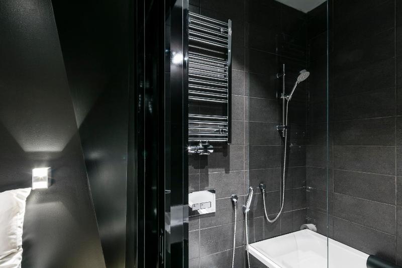 Premium Design Double Room with Spa Bath - 50 Shades of Grey image 1