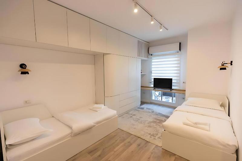Central Apartment 6 Tirana-By Green Terrace - image 5