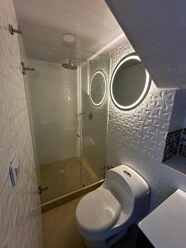 Casa con piscina privada y parking - image 32