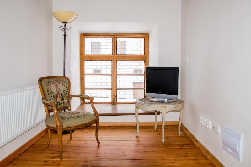 Single Room image 3